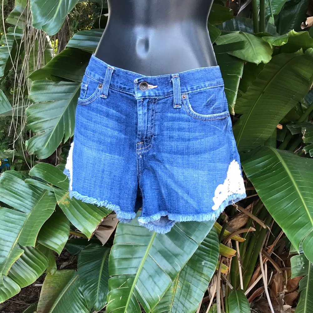 COPY - Lucky brand crochet trimmed cut off shorts
